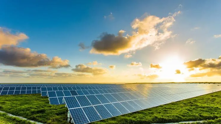BÁO CÁO ĐÁNH GIÁ HIỆU QUẢ  ĐẦU TƯ HỆ THỐNG ĐIỆN MẶT TRỜI (440 kWp)